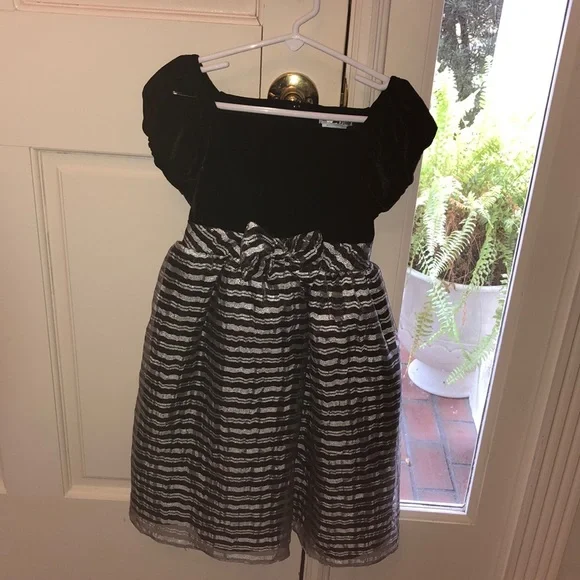 white christmas dresses Holiday Party Girls Black Silver Ballgown Dress Size 7-8 main image 1
